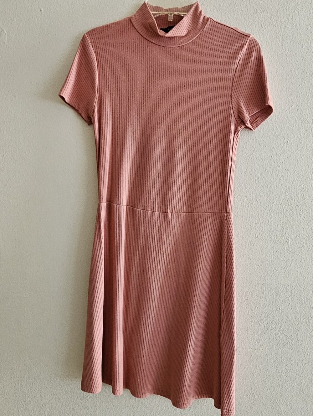 Forever 21 Ribbed Pink Mock Neck Dress Short Sleeve Size S